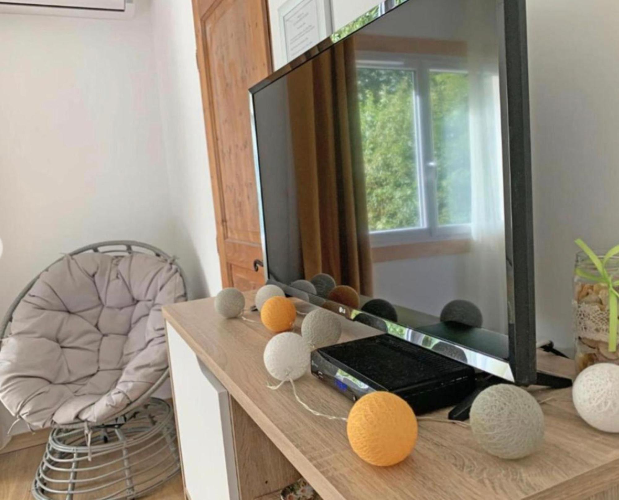 Les Tables Aux Vaches Raviege Hotel La Salvetat-sur-Agout Bagian luar foto